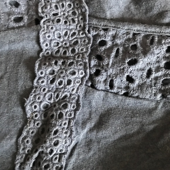 Old Navy Tee - Picture 2 of 7